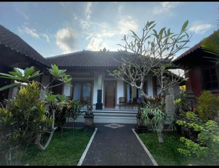 Rakarai House Hotel Ubud  Exterior photo
